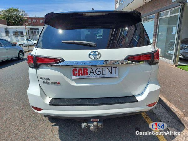 Toyota Fortuner 2.8 Manual 2018 - image 2