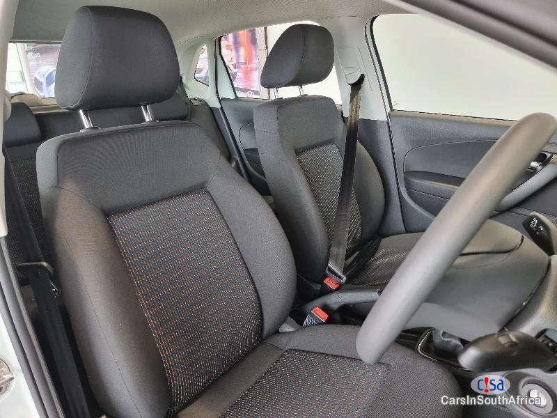 Volkswagen Polo 1.4 Manual 2022 - image 3