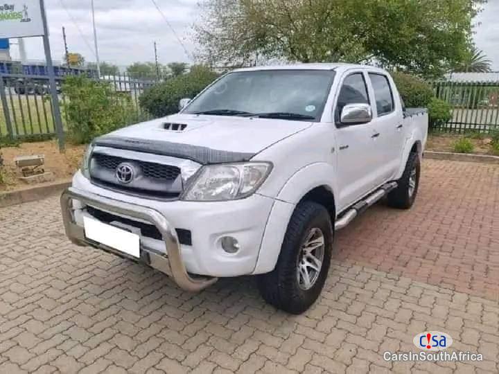 Picture of Toyota Hilux 3.0D Manual 2015