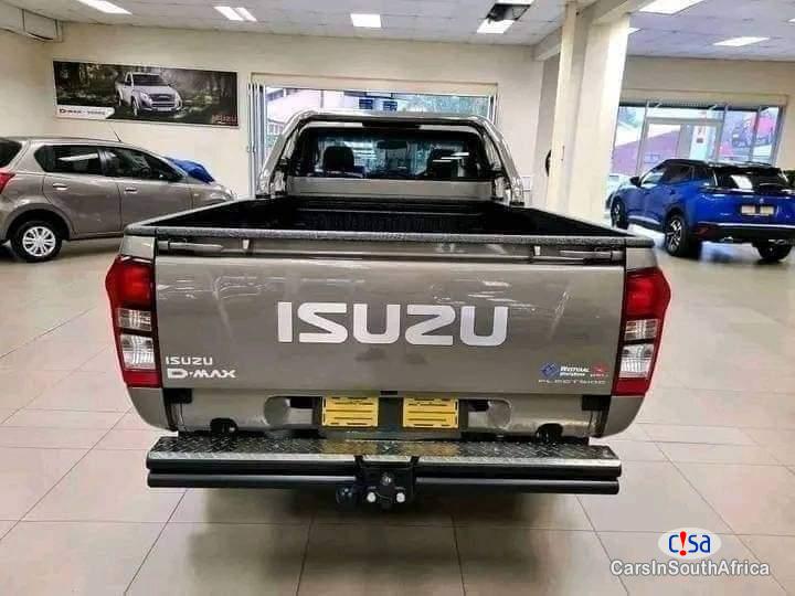 Picture of Isuzu 250 Manual 2018 in Limpopo