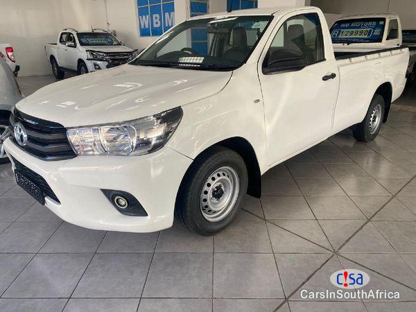 Toyota Hilux 2.4GD-6 Manual 2017 - image 3