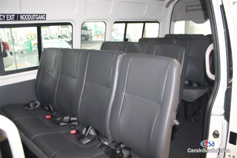 Toyota Quantum 2.5L D4D Sesfikile Manual 2017 - image 6