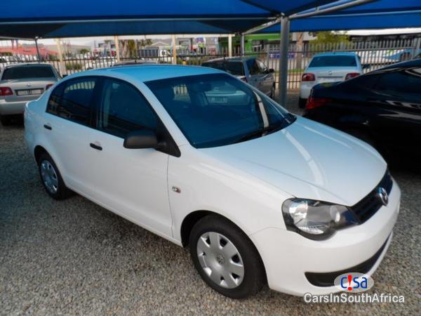 Volkswagen Polo Manual 2015 - image 4