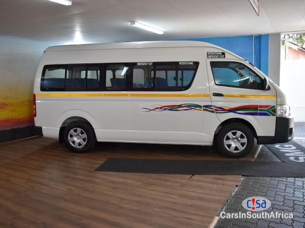 Toyota Quantum 2.5 D-4D Sesfikile Call 081 494 5928 Delivery Nationwide Manual 2018 - image 3