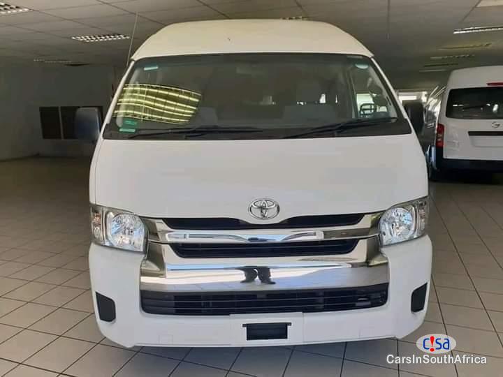 Toyota Quantum 2.5 Manual 2018 - image 4