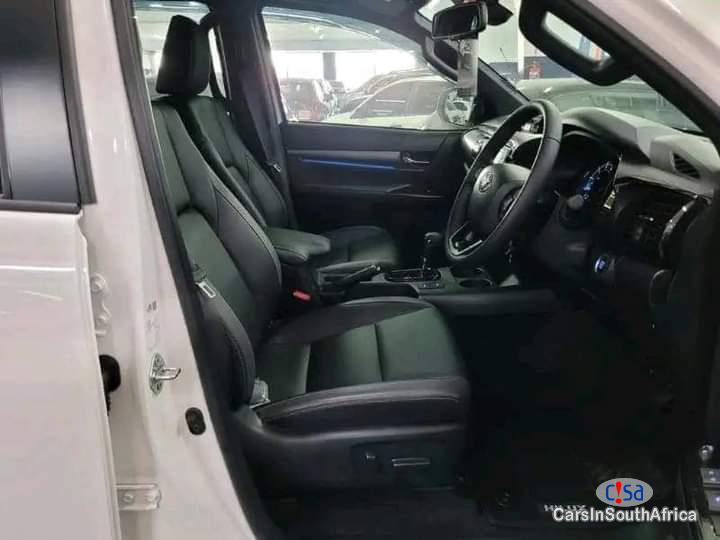 Toyota Hilux 2.8 Automatic 2020 - image 4