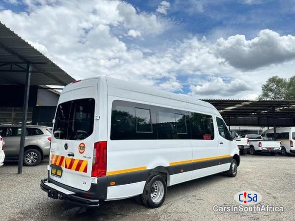 Mercedes Benz Other 519 CDI Manual 2017