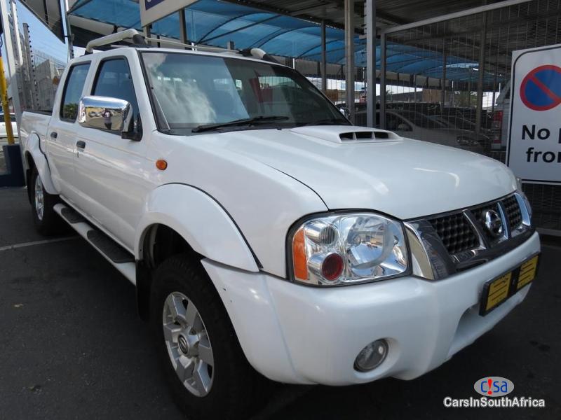 Pictures of Nissan Hardbody 2.5 Manual 2013