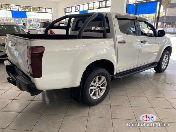 Isuzu D-Max 250 HO Hi-Rider Call 081 494 5928 Manual 2021 - image 2