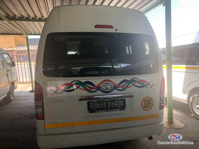 Toyota Quantum 2.7 Manual 2011