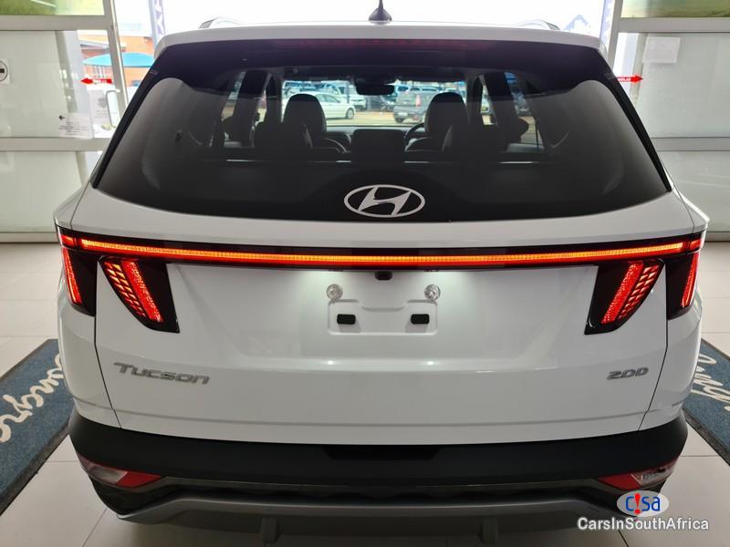 Hyundai Tucson 2.0 Automatic 2022 - image 2