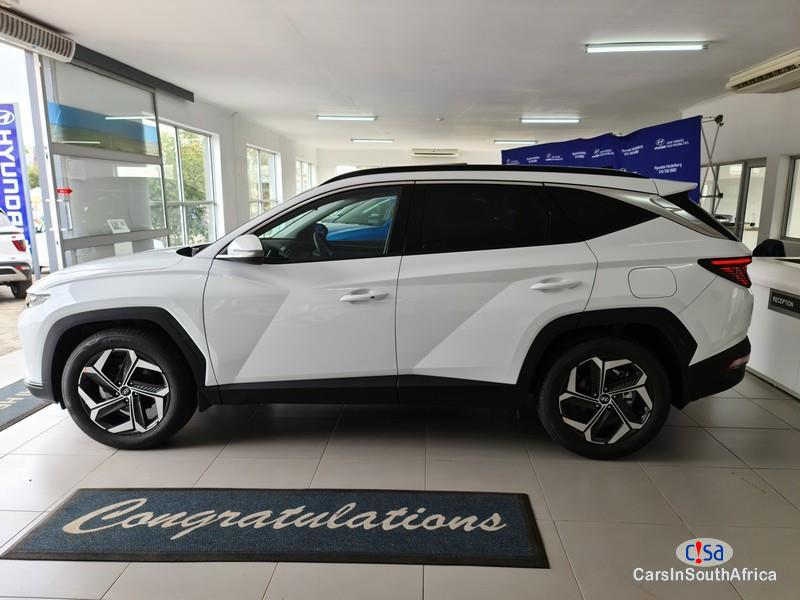 Hyundai Tucson 2.0 Automatic 2022 - image 4