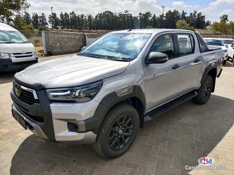 Toyota Hilux 0784119228 Manual 2022 in South Africa