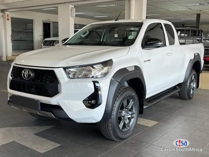 Toyota Hilux 2.4GD Manual 2021 - image 2