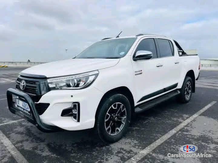 Toyota Hilux 2.8GD Manual 2020 - image 2