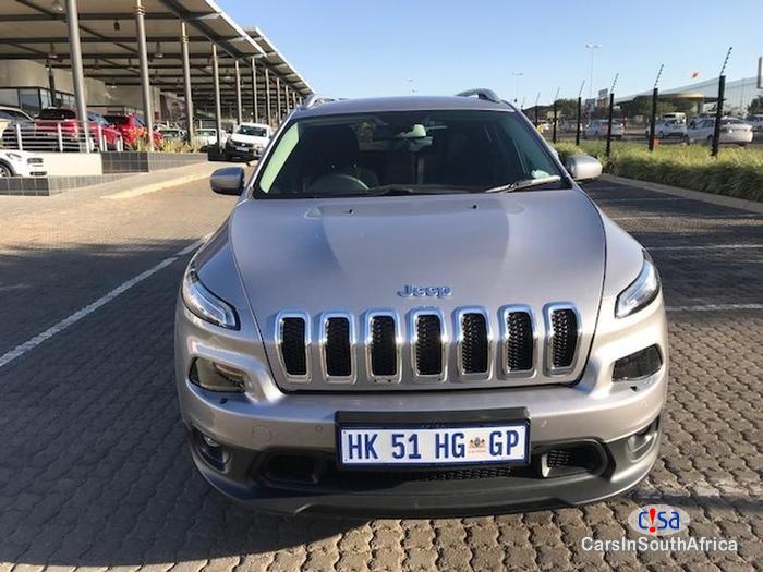 Jeep Cherokee Automatic 2017 - image 2