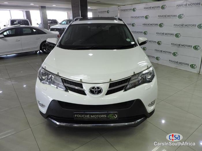Toyota RAV-4 Automatic 2016 - image 2
