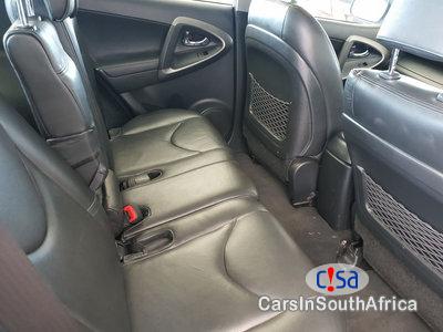 Toyota Verso 2 0 0671651564 Manual 2011 - image 4