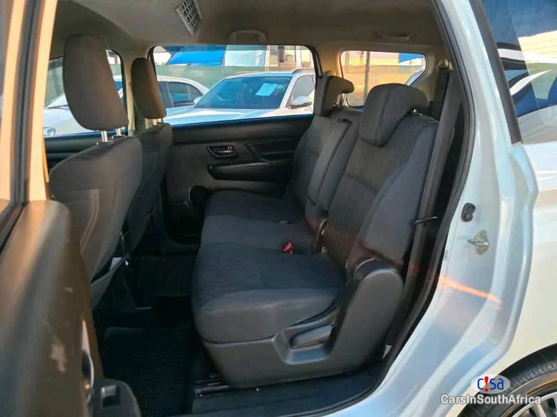 Suzuki 1.5 GLX ERTIGA Manual 2023 - image 8