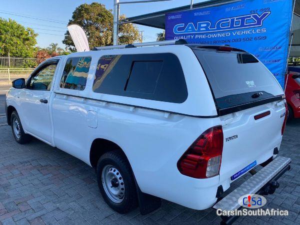 Toyota Hilux 2.4 GD S Single-Cab Manual Call 081 494 5928 Delivery Nationwide Manual 2019 - image 2