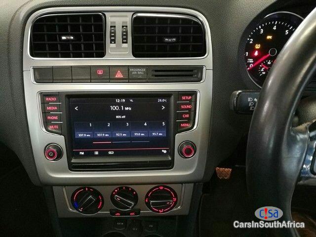 Volkswagen Polo Eco Manual 2016 - image 10