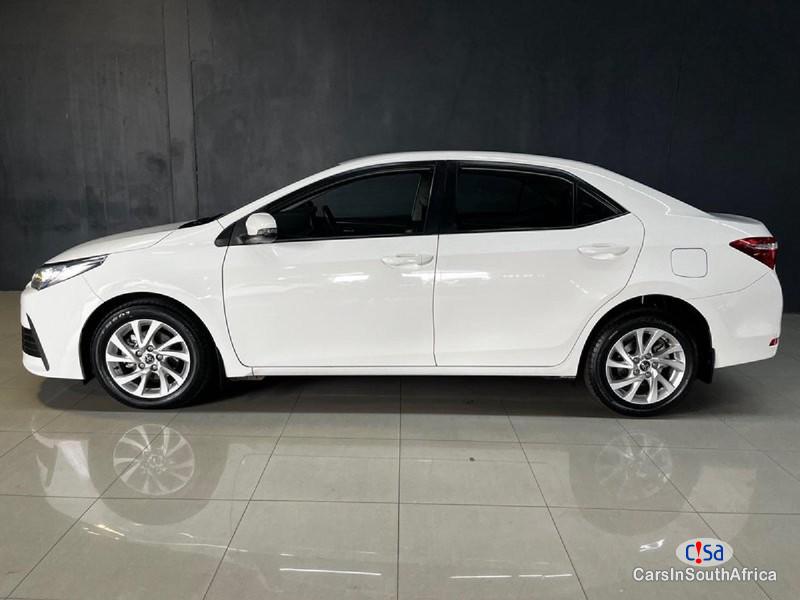 Toyota Corolla Manual 2019 - image 8