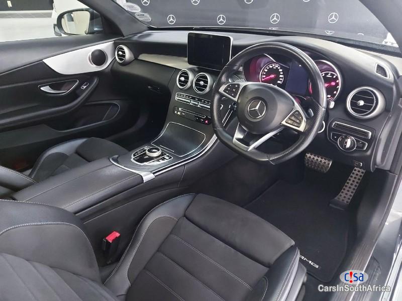 Mercedes Benz Manual 2018 - image 6