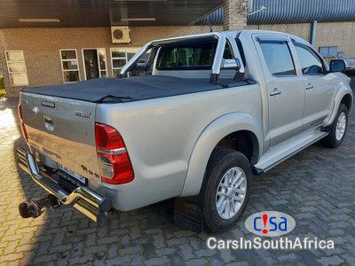 Toyota Hilux 3.0D4-D LEGEND 45 4×4 DOUBLE CAB BAKKIE Manual 2014 - image 6