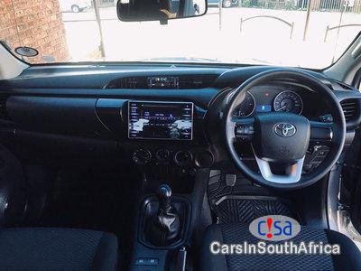 Toyota Hilux 2.4 GD-6 RB SRX A/T P/UE/CAB Automatic 2016 in Limpopo