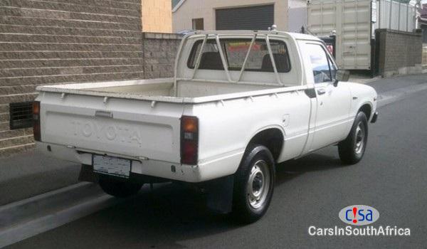 Toyota Hilux 2.0 Manual 1982 in South Africa
