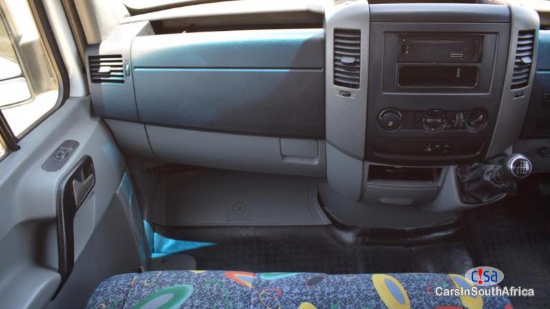 Volkswagen 2.0 Manual 2017 - image 7