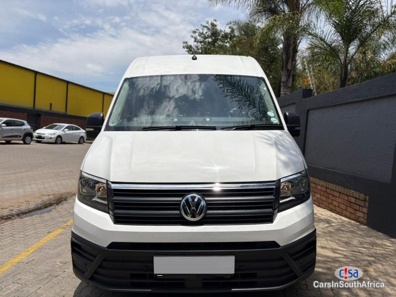 Volkswagen 2.0 Manual 2019 - image 3