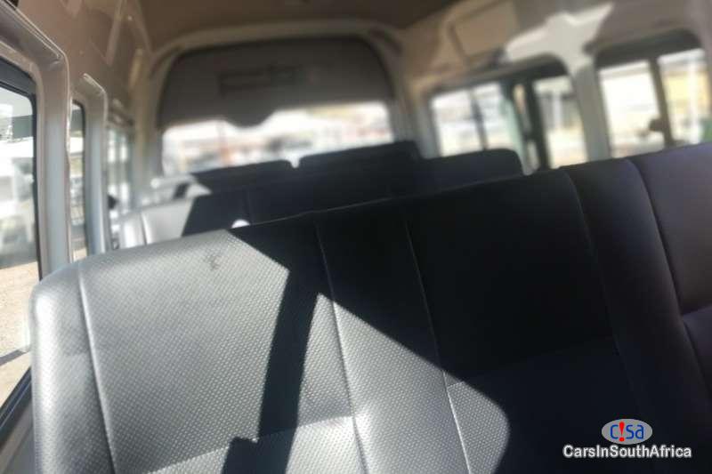 Toyota HiAce 2.7 Manual 2018 - image 9