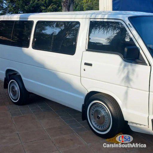Toyota HiAce 2.2 Manual 2007 - image 4