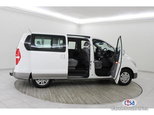 Picture of Hyundai H-1 Automatic 2017
