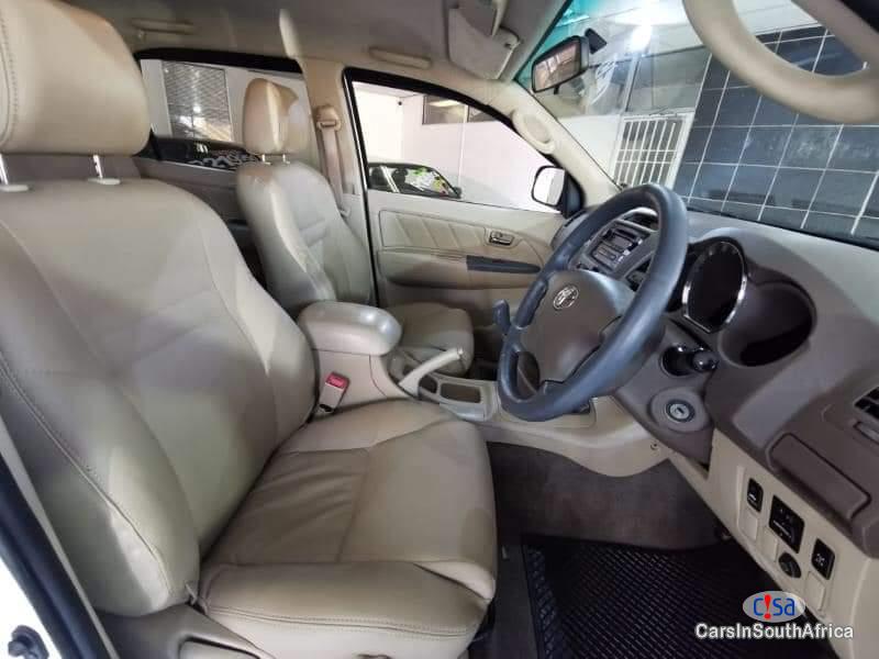 Toyota Fortuner 3.0 Manual 2009 - image 5