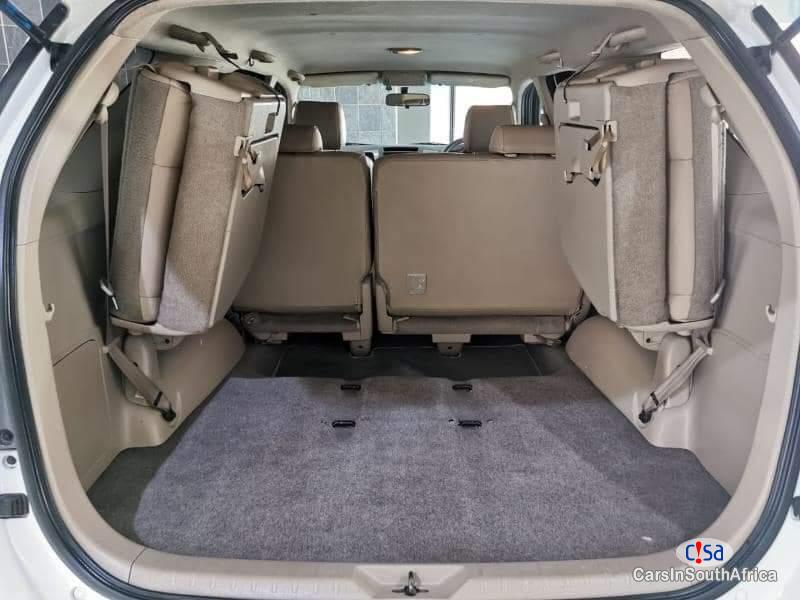 Toyota Fortuner 3.0 Manual 2009 - image 7