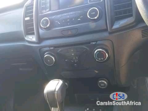 Ford Ranger Automatic 2011 - image 8