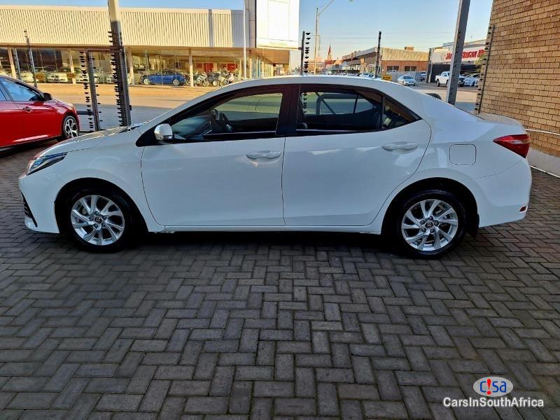 Toyota Corolla 1.8 Prestige 067 251 5460 Manual 2018 in South Africa