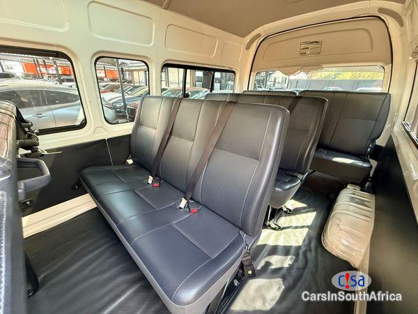 Toyota Quantum 2.5 D-4D Sesfikile 16-Seat Manual 2021