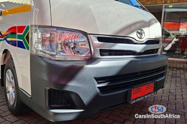 Toyota Quantum 2.5 D-4D Sesfikile 16-Seat Manual 2018 - image 3