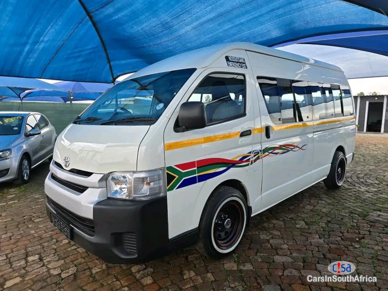 Toyota Quantum 2.5 D-4D Sesifikile 16 Seater / +27 685845776 Manual 2018