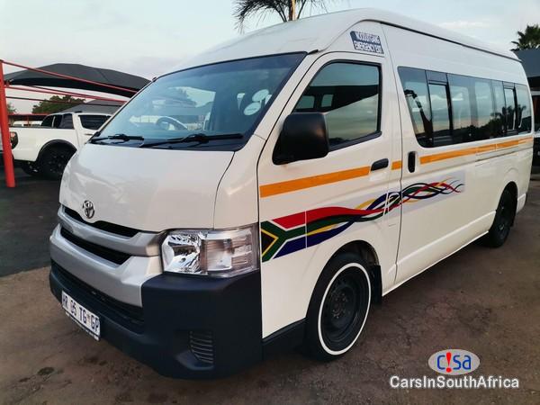 Toyota Quantum 2.5 Sesifikile 16 Seats ( +27 685845776 Manual 2019 - image 2