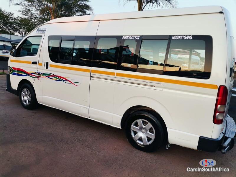 Toyota Quantum 2.5 Sesifikile 16 Seats ( +27 685845776 Manual 2019 - image 3