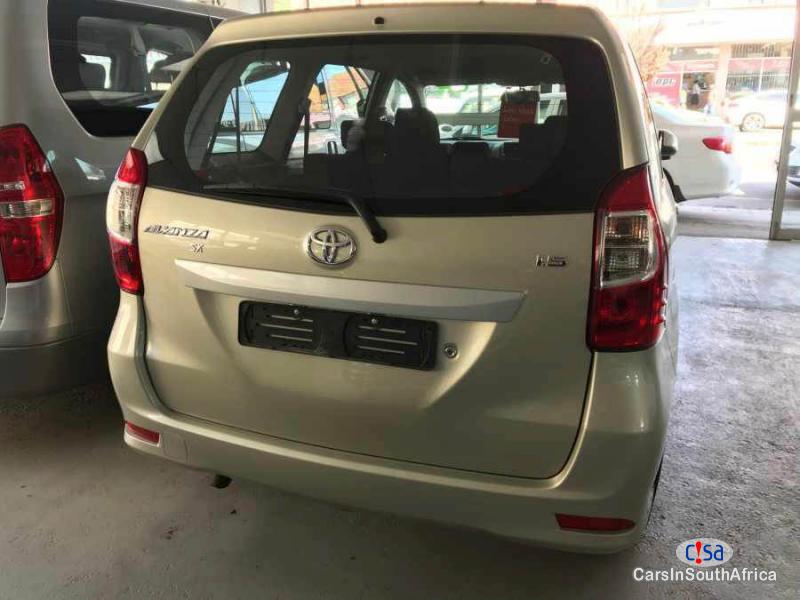Toyota Avanza Manual 2017 - image 2