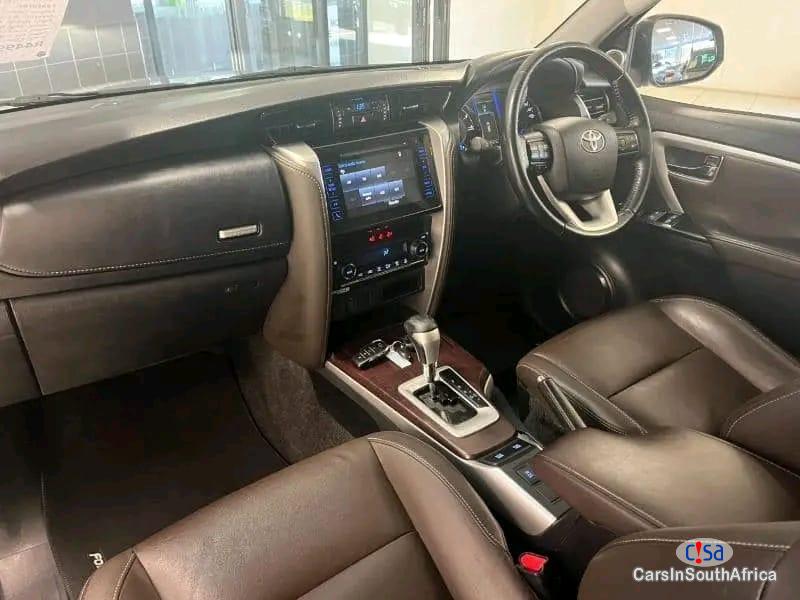 Toyota Fortuner 2.4 GD-6 Raised Body ( +27 685845776 Manual 2018 - image 3