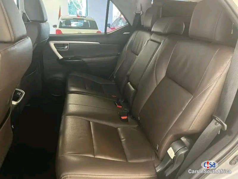 Toyota Fortuner 2.4 GD-6 Raised Body ( +27 685845776 Manual 2018 - image 4