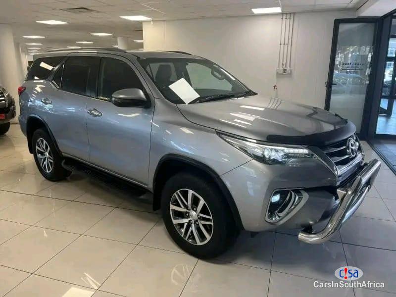 Toyota Fortuner 2.4 GD-6 Raised Body ( +27 685845776 Manual 2018 - image 6