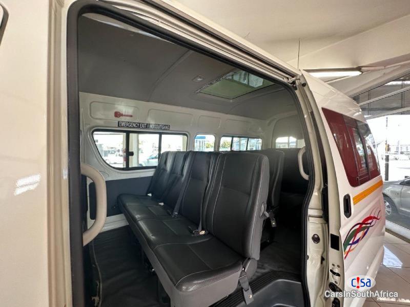 Toyota Quantum 2.5 Sesifikile 16 Seats ( +27 685845776 Manual 2019 in Gauteng - image