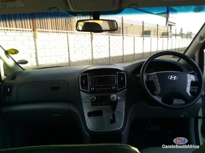 Hyundai H-1 Automatic 2016 - image 10